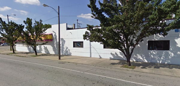 Rainbow Motel - From Web Listing (newer photo)